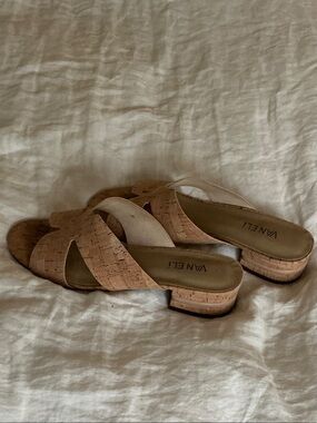 Vaneli sandals Size 8